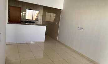 Imagem 5: Casa de Esquina com Quintal Amplo – Jardim Canedo 2