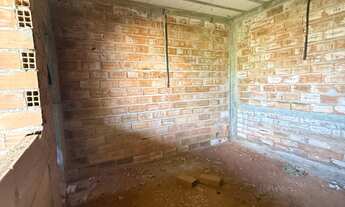 Imagem 3: Lote com Construção no Residencial Laranjeiras – Senador Canedo/GO – 300m²