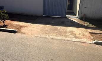 Imagem 2: Casa de Esquina com Quintal Amplo – Jardim Canedo 2