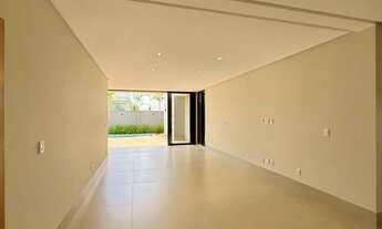 Imagem 7: Casa Térrea no Portal do Sol Green – 4 Suítes e Piscina