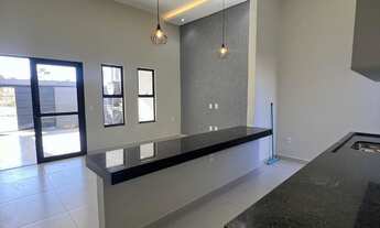 Imagem 4: Casa Nova com Pé Direito Alto no Residencial Flor do Ipê