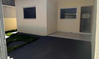 Imagem: Casa de Esquina com Quintal Amplo Jardim