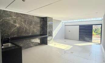 Imagem 3: Casa 2 Quartos no Residencial Flor Ipê com Área Gourmet e Conforto