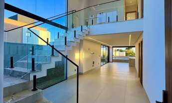 Imagem 3: Mansão de Luxo com Piscina e Automação – Jardins Capri / Senador Canedo – GO