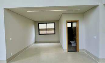 Imagem 6: Sobrado Alto Padrão com 3 Suítes, Acabamento Luxuoso – Jardins Bolonha