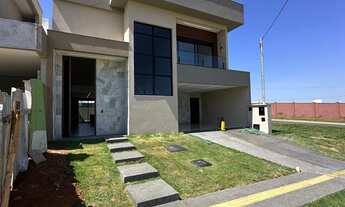 Imagem 2: ???? Sobrado Luxuoso no Jardins Parma com Piscina e 3 Suítes