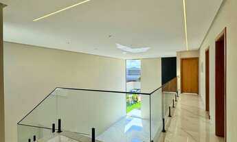 Imagem 6: Casa de Alto Padrão no Portal do Sol Green – 4 Suítes e Piscina Aquecida