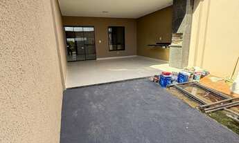 Imagem 2: Casa Moderna no Residencial Hebron – Pé Direito Alto e Área Gourmet