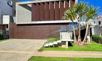 Imagem 2: Casa de alto padrão com 5 suítes, elevador e piscina no Jardins Itália