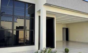 Imagem 3: Casa moderna 3 suítes com área gourmet e piscina no Faiçalville