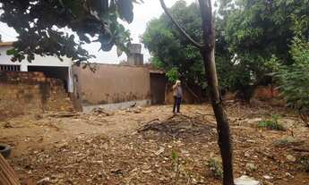 Imagem 5: Venda: 2 lotes juntos com construção, 500m², próximo à Faculdade Padrão