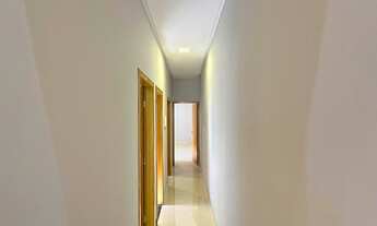 Imagem 4: Casa com Pé-direito Alto e Excelente Acabamento Próxima ao Atacadão Costa