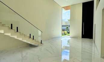 Imagem 5: Casa de Alto Padrão no Portal do Sol Green – 4 Suítes e Piscina Aquecida