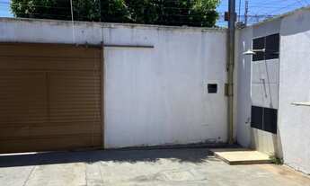 Imagem 4: Casa 2 Quartos com Suíte e Garagem para 2 Carros