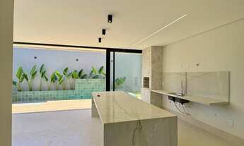 Imagem 6: Casa Alto Padrão com 4 Suítes e Piscina no Jardins Bolonha – Senador Canedo