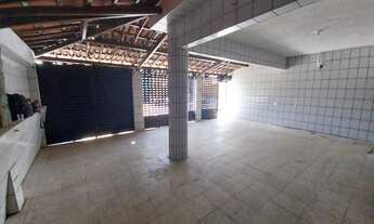 Imagem 7: LJ2290) Loja localizada próximo a Av. Francisco Sá, medindo 200m²