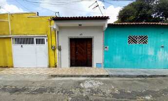 Imagem: CA2329) Casa medindo 57m² localizada no