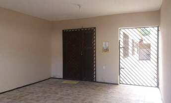 Imagem 2: Casa com 2 dormitórios para alugar por R$ 1.700/mês - Benfica - Forta