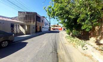 Imagem 2: CA8251) Uma casa localizada no Jangurussu medindo 200m²