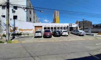 Imagem: TE8250) Terreno medindo 1.123m² localizado