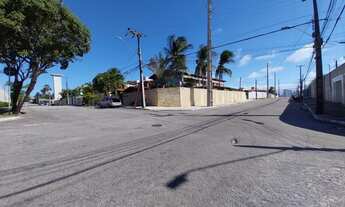 Imagem: CA2332) Excelente casa medindo 680m² no