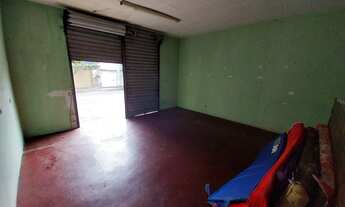 Imagem 6: LJ2227) Um box medindo 50m² localizado no bairro Franciscanos