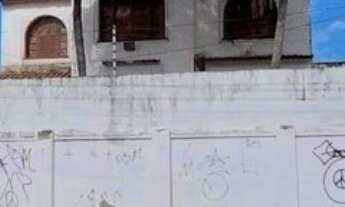 Imagem: CA8241) Casa localizada no Centro, medindo