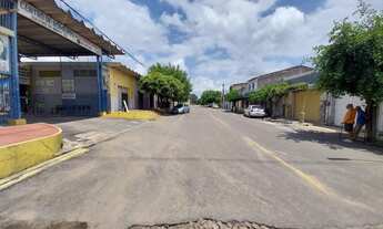 Imagem 3: LJ2232) Um box medindo 50m² localizado no bairro Franciscanos