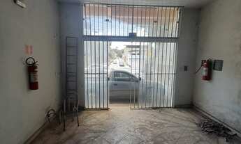 Imagem 3: Loja na avenida principal entre os bairros caravelas e canaãzinho