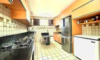 Imagem 6: Casa à venda com 4 suites em Candelária - Natal - RN