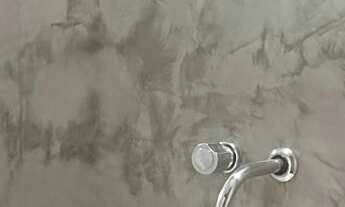 Imagem 7: Casa com 3 Quartos, sendo 2 suítes, peças amplas em Rua Tranquila no Cristo Rei