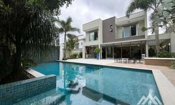 Imagem 2: Casa à venda no módulo 12 da Riviera com 7 suítes