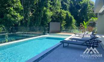 Imagem: Casa moderna com 6 suítes à venda no módulo