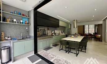 Imagem 7: Casa à venda no módulo 30 da Riviera com 5 suítes e piscina aquecida