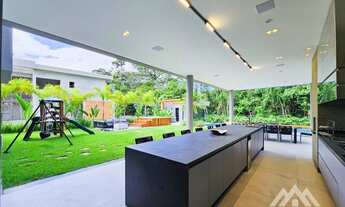 Imagem 5: Casa à venda no módulo 16 da Riviera com 7 suítes sendo 1 master