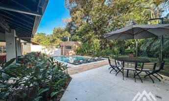 Imagem 7: Casa à venda no módulo 19 da Riviera com 5 suítes, próximo a praia