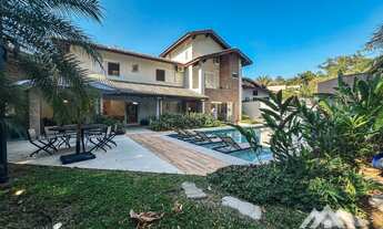 Imagem 4: Casa à venda no módulo 19 da Riviera com 5 suítes, próximo a praia