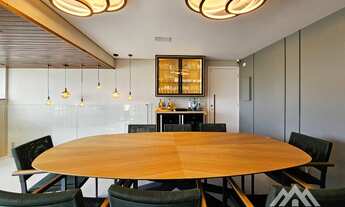 Imagem 7: Cobertura à venda no módulo 4 da Riviera, com piscina e vista do mar