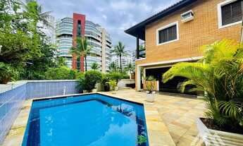 Imagem 2: Casa à venda próximo a praia no módulo 5 da Riviera com 5 dorm