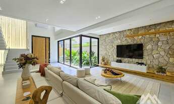 Imagem: Casa alto padrão à venda no módulo 24