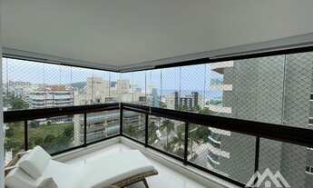 Imagem: Cobertura pé na areia de frente para o