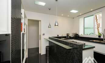 Imagem 7: Casa à venda no módulo 21 da Riviera com 6 suítes e ampla área externa