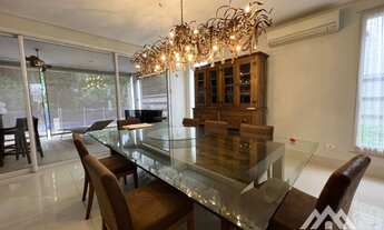 Imagem 2: Casa à venda no módulo 26 da Riviera com 4 suítes