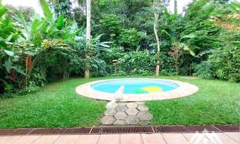 Imagem 2: Casa à venda no módulo 28 da Riviera com 5 dormitórios