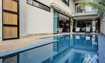 Imagem 3: Casa moderna a venda no módulo 21 da Riviera com 5 suítes