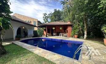 Imagem 3: Caca a venda no módulo 26 da Riviera com 5 suítes e ampla área verde