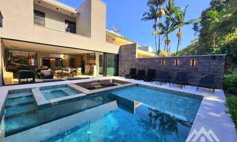 Imagem 2: Casa à venda no módulo 21 da Riviera com 5 suítes sendo 1 master