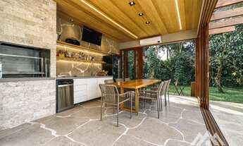 Imagem 3: Casa à venda no módulo 30 da Riviera com 5 suítes e piscina aquecida