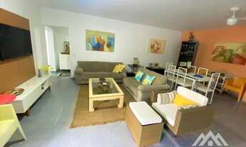 Imagem 3: Apartamento mobiliado pé na areia com 3 dormitórios e amplo terraço a venda na Riviera de