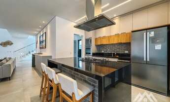 Imagem 5: Casa à venda no módulo 16 da Riviera com 5 suítes